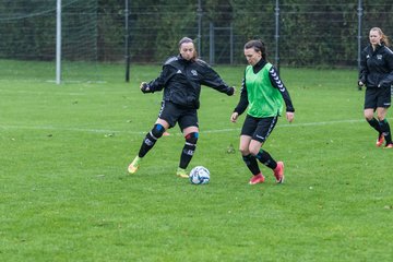 Bild 8 - B-Juniorinnen SV Henstedt Ulzburg - MSG Steinhorst Krummesse : Ergebnis: 4:0